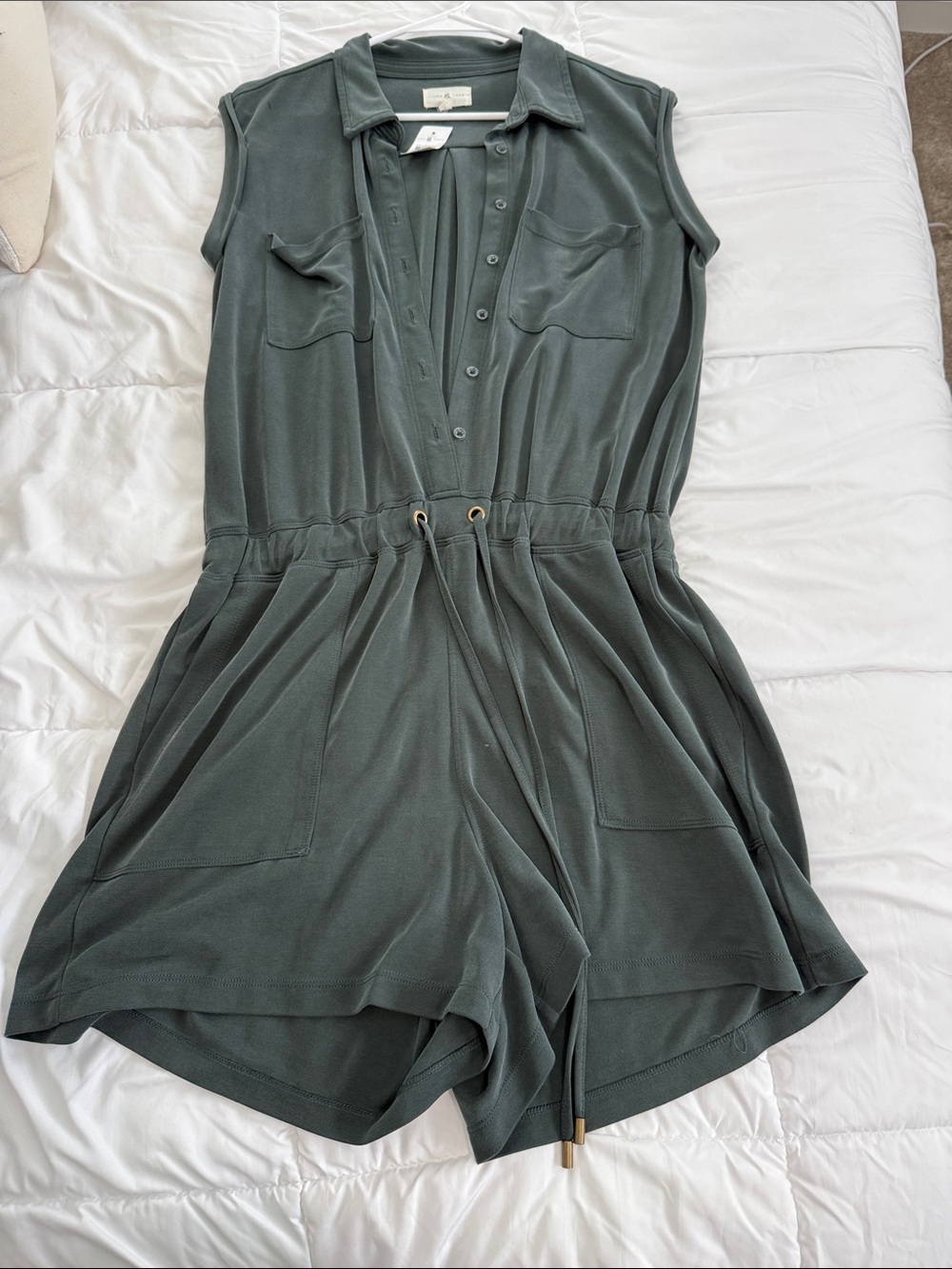 Lou & Grey Sleeveless Romper in Olive Green